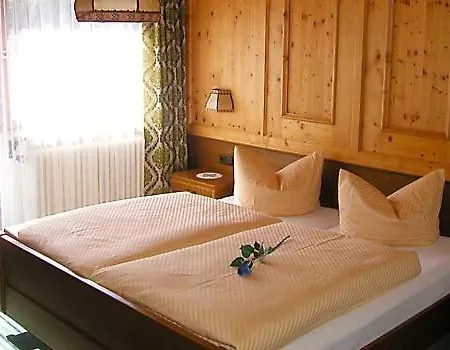 Bed & Breakfast Berghaus Maria Pettneu am Arlberg