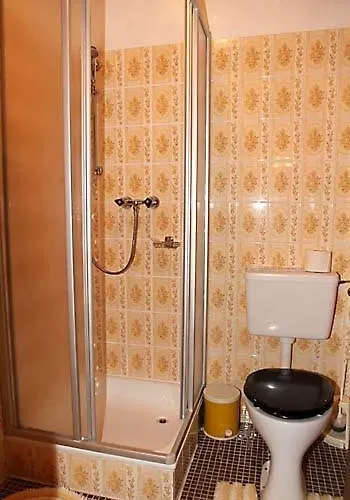 Bed & Breakfast Berghaus Maria 3*