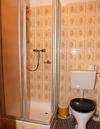 Frühstückspension Berghaus Maria 3*