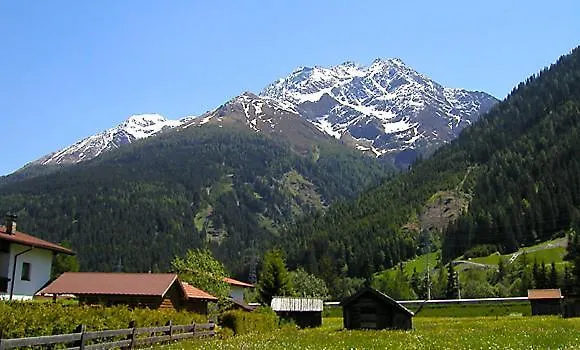 Bed & Breakfast Berghaus Maria Pettneu am Arlberg